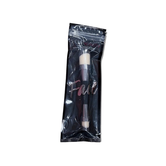 HUDA BEAUTY SCULPT & SHADE DUAL-ENDED CONTOUR & BRONZE COMPLEXION BRUSH - NEW - Picture 2 of 2